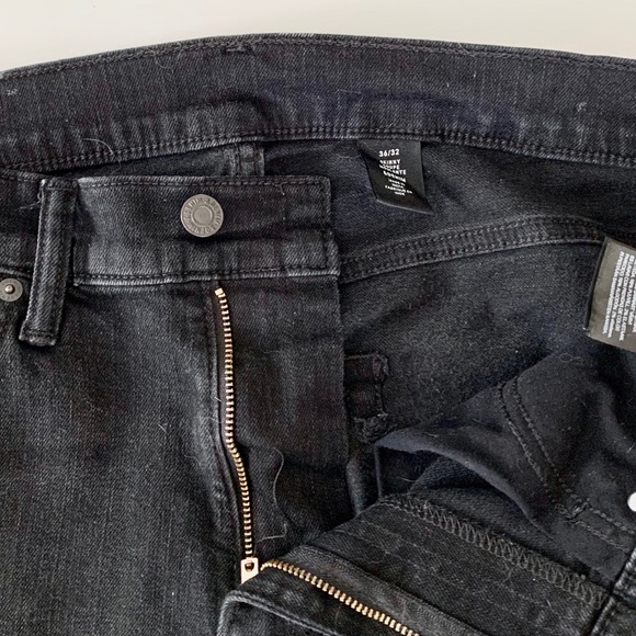 H&M Black Ripped Skinny Jeans - Picture 6 of 8